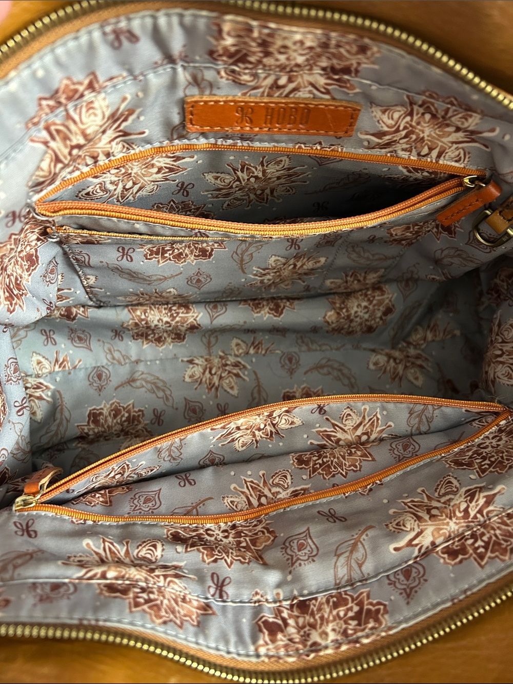 HOBO Leather bag - Picture 4 of 8